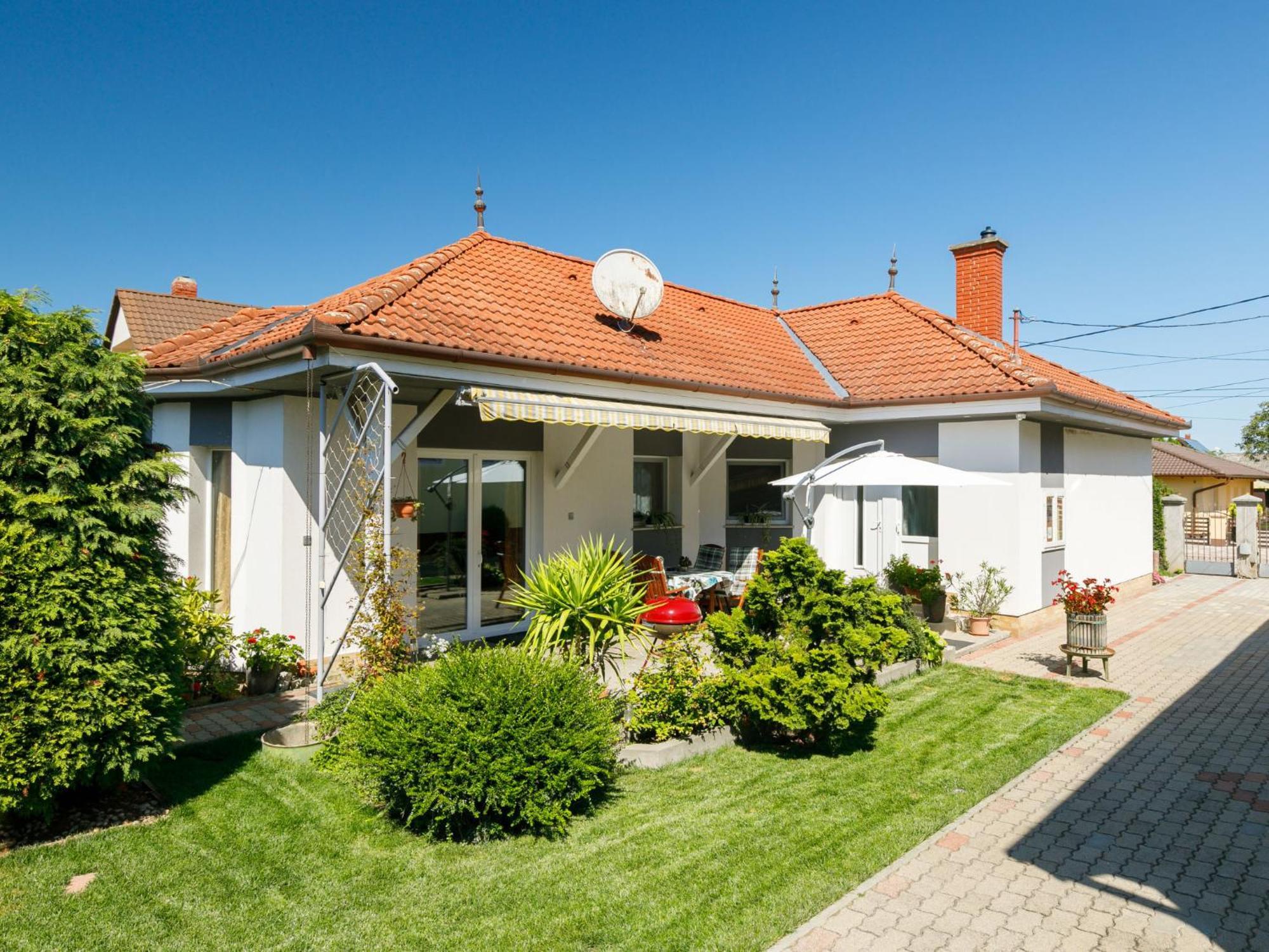 Holiday Home Ildiko By Interhome Балатонлелле Екстер'єр фото